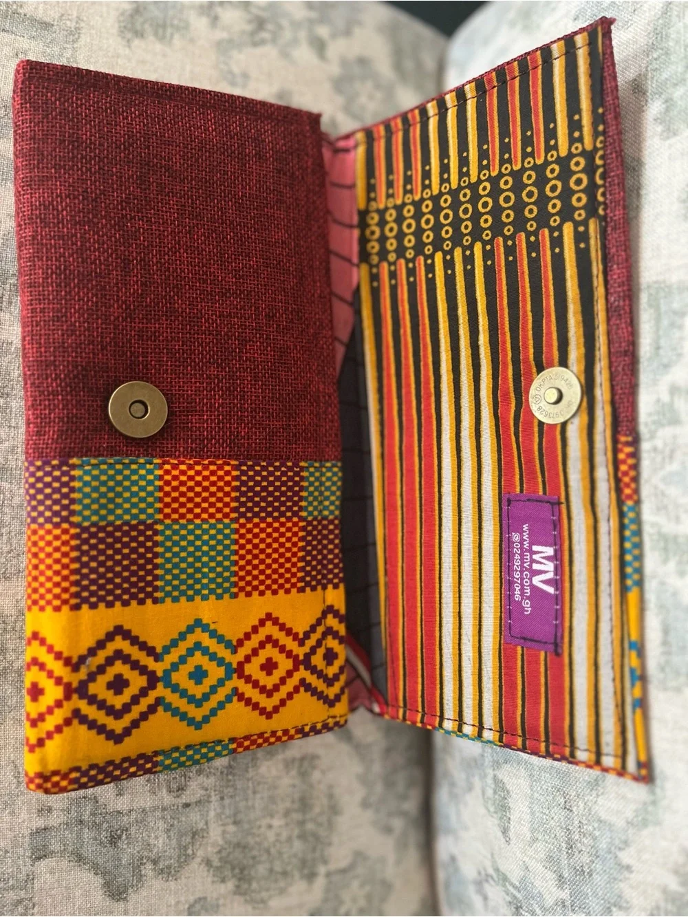 Ghana Co vibrant tri